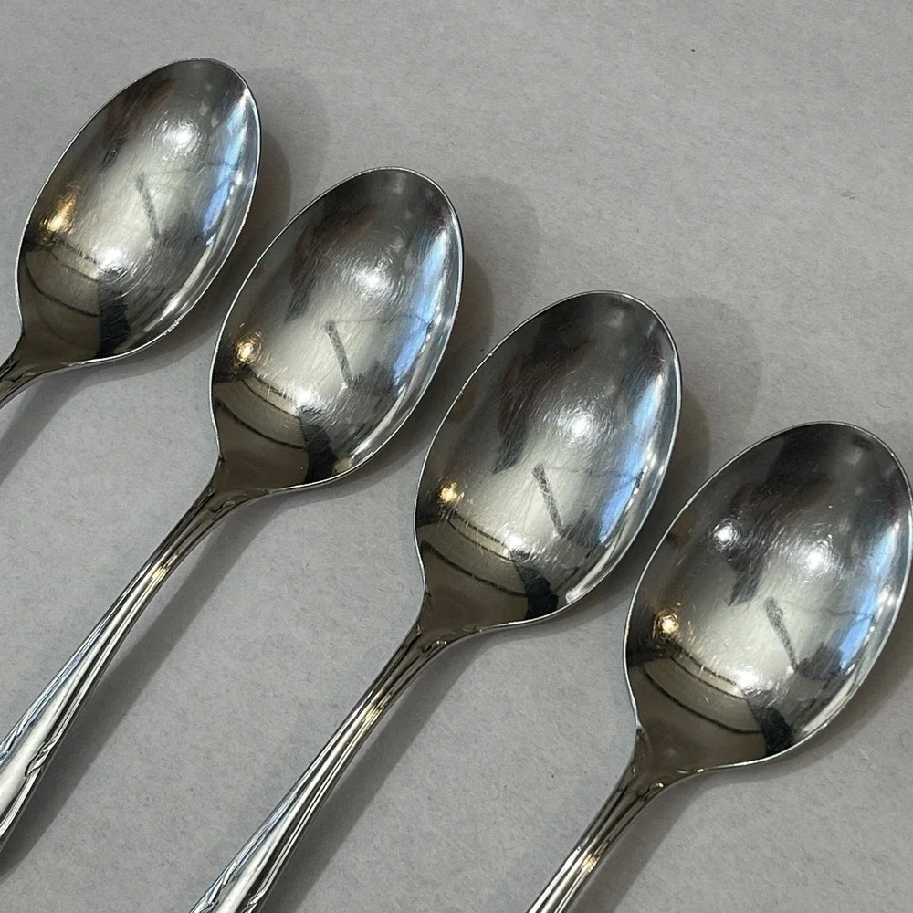 4 Insico International Silver Stainless Dinner Spoons Victorian Charm Embassador